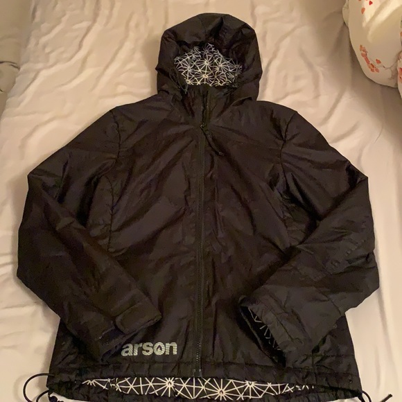 Winter coats/jackets and zip-ups/hoodies for sale - Picture 7 of 16